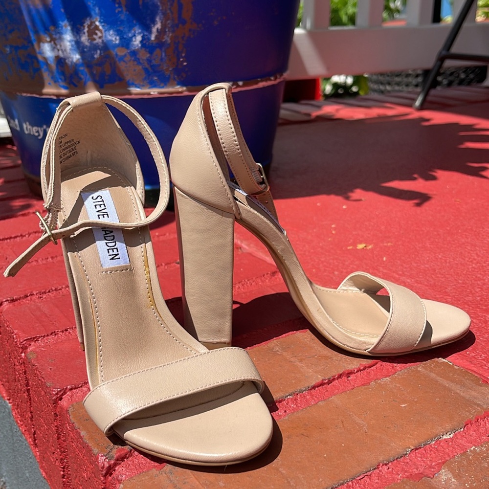 Steve Madden Carrson Heel size 5 ORIGINAL $99.95
